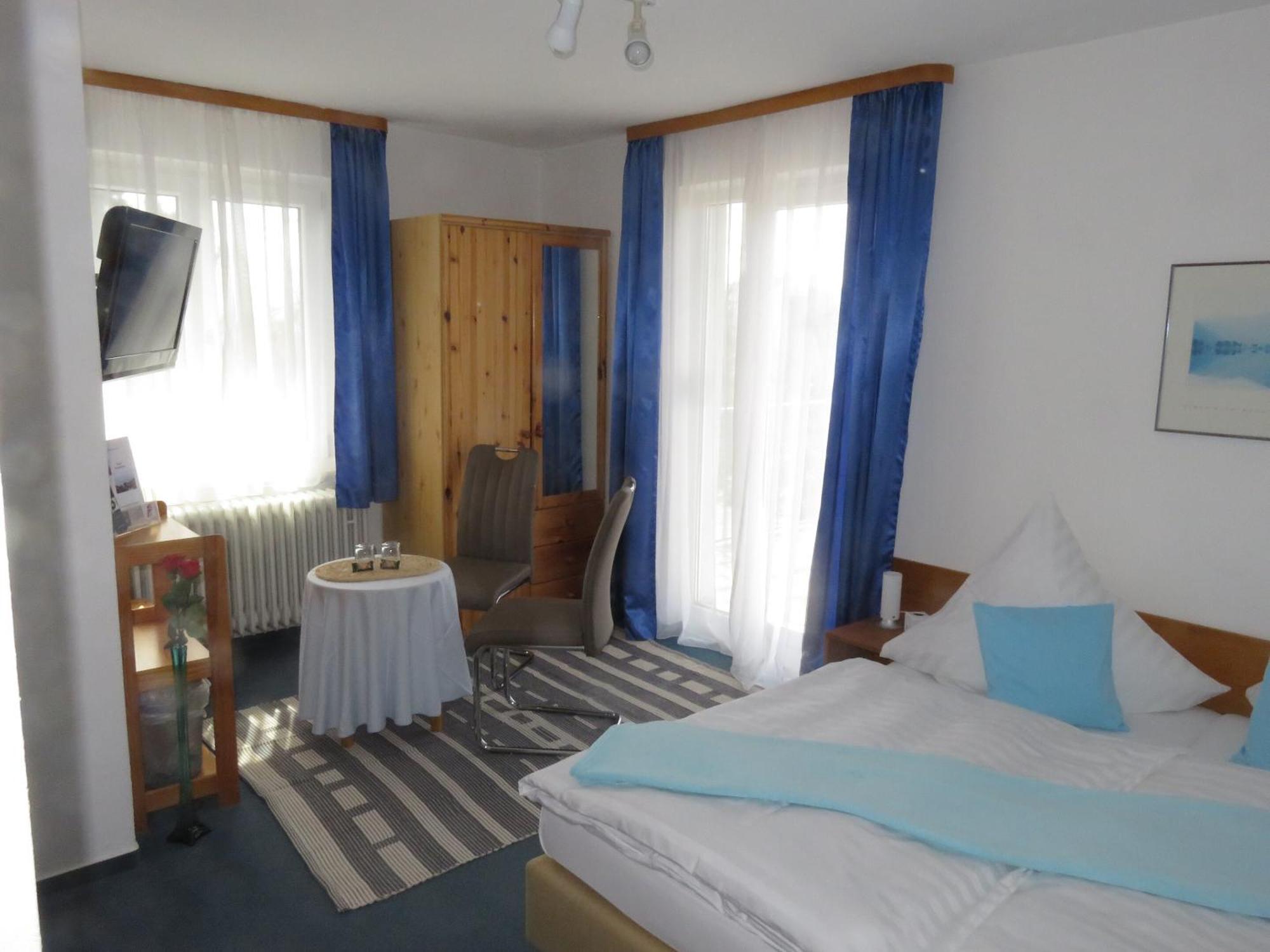 Pension Saentisblick Meersburg Ruang foto