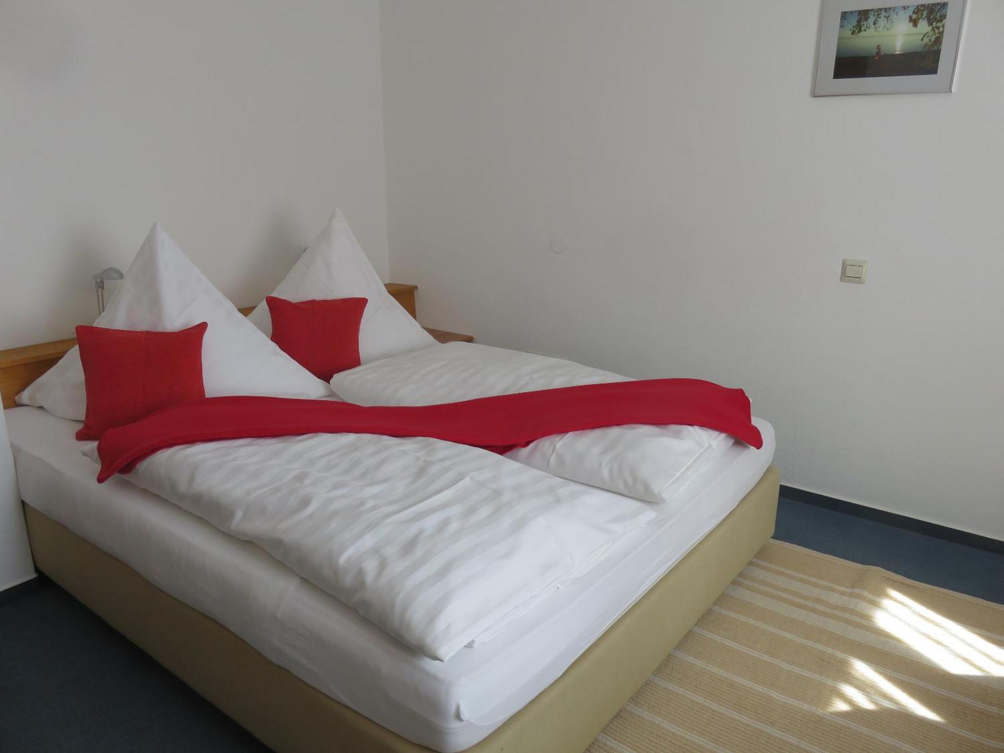Pension Saentisblick Meersburg Ruang foto