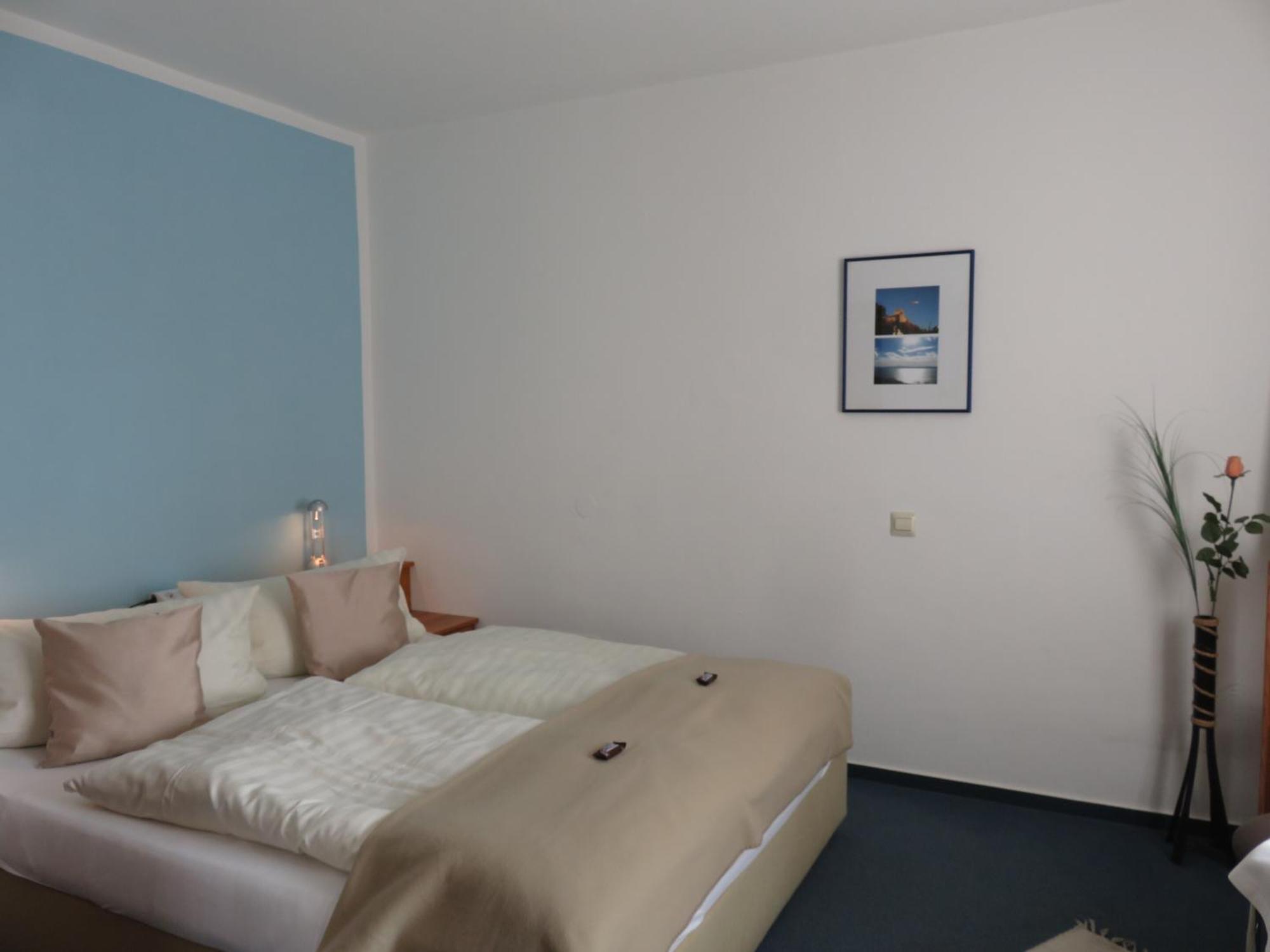 Pension Saentisblick Meersburg Ruang foto